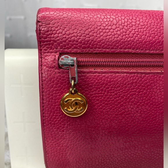 Chanel Pink Caviar Leather Wallet - Picture 4 of 15